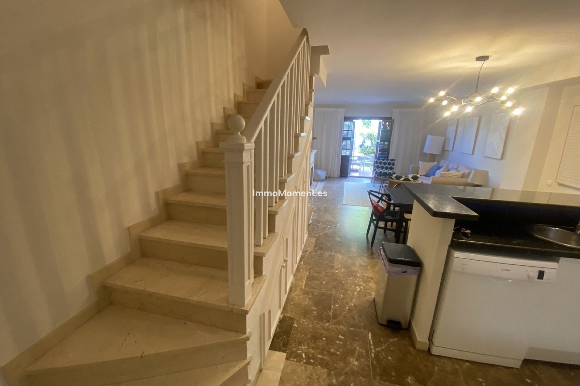 Bestaande woning - Geschakelde woning - Estepona  - Estepona Centro