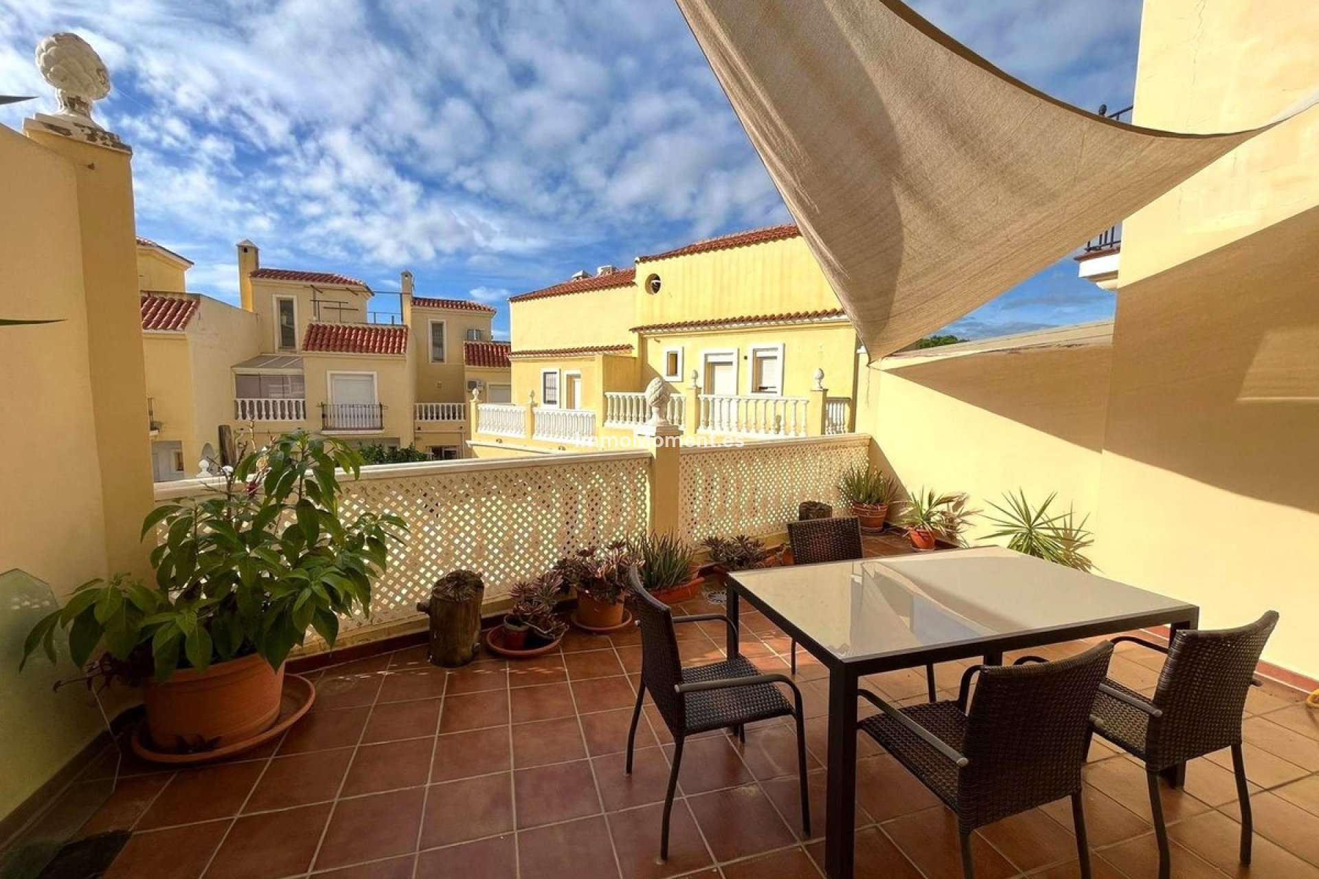 Bestaande woning - Geschakelde woning - Estepona  - Estepona Centro