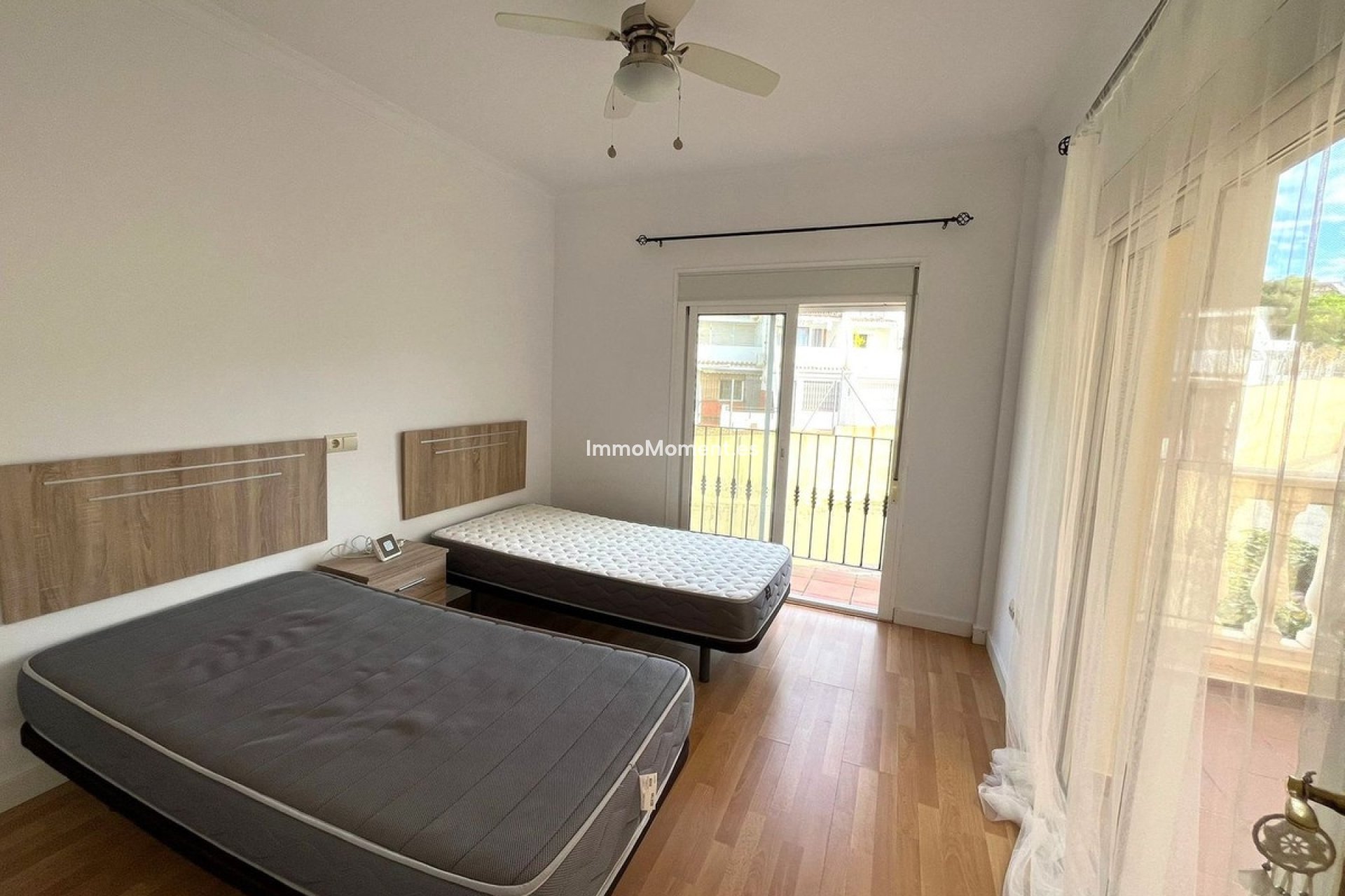 Bestaande woning - Geschakelde woning - Estepona  - Estepona Centro