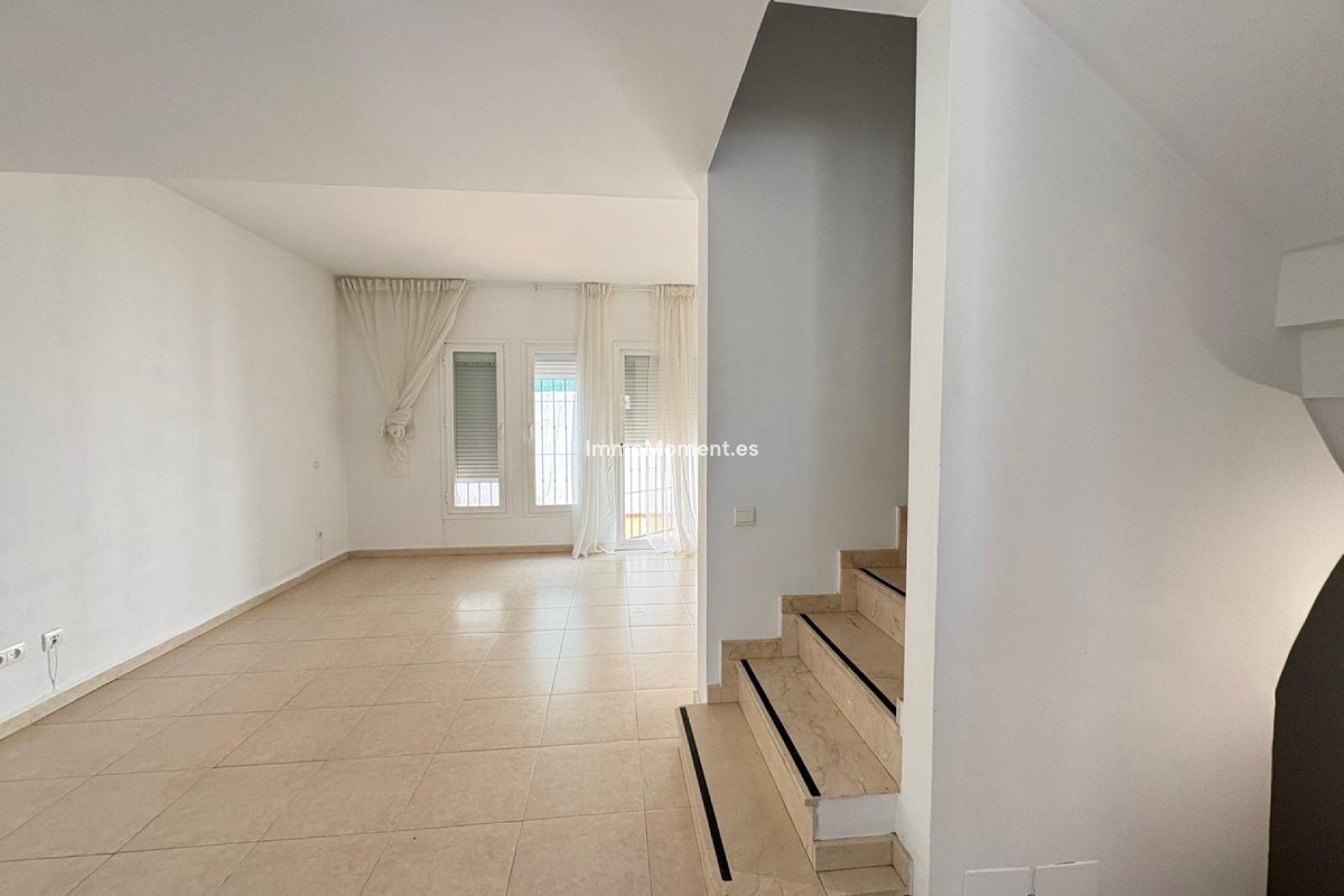 Bestaande woning - Geschakelde woning - Estepona  - Estepona Centro