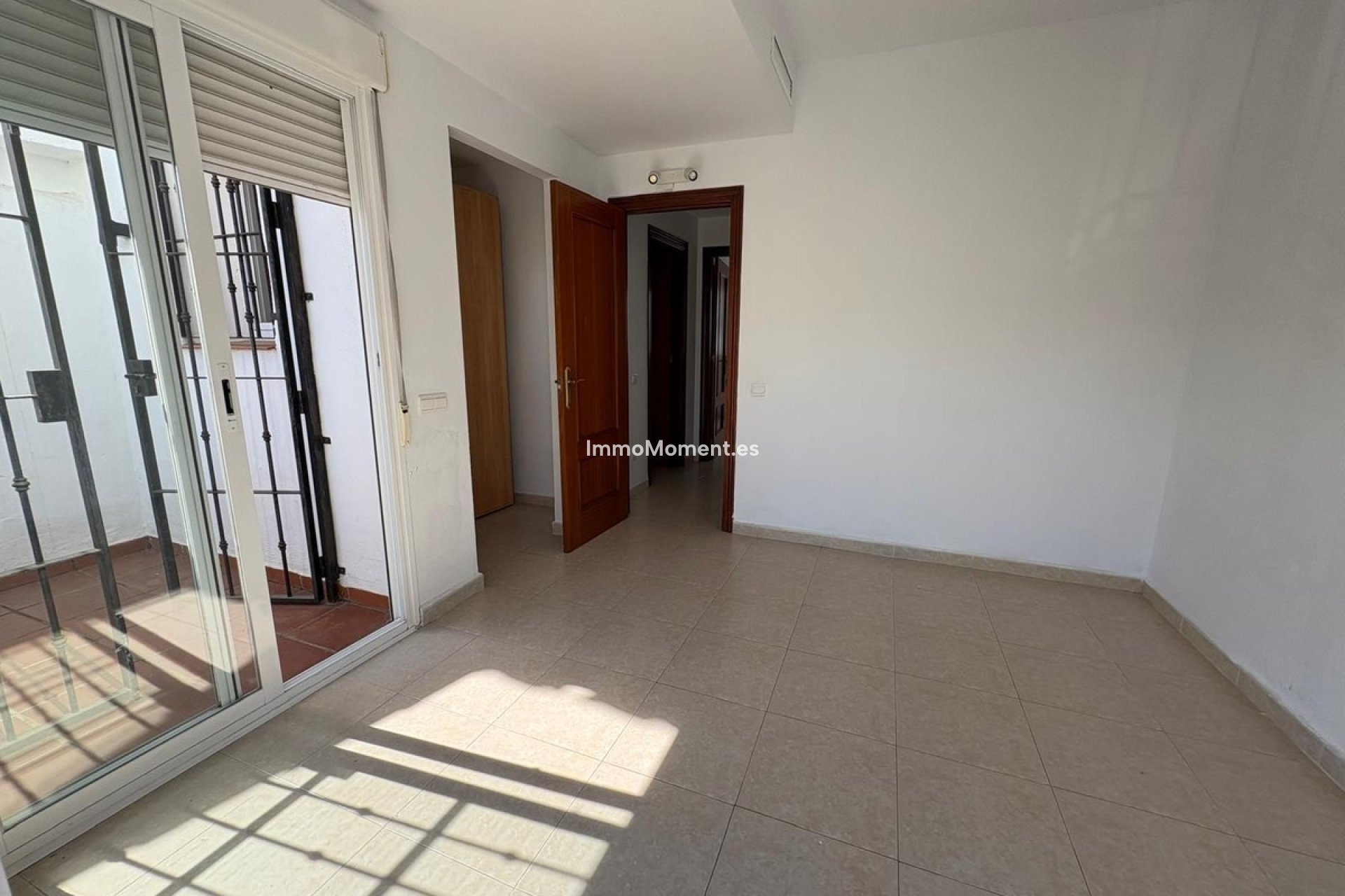Bestaande woning - Geschakelde woning - Estepona  - Estepona Centro