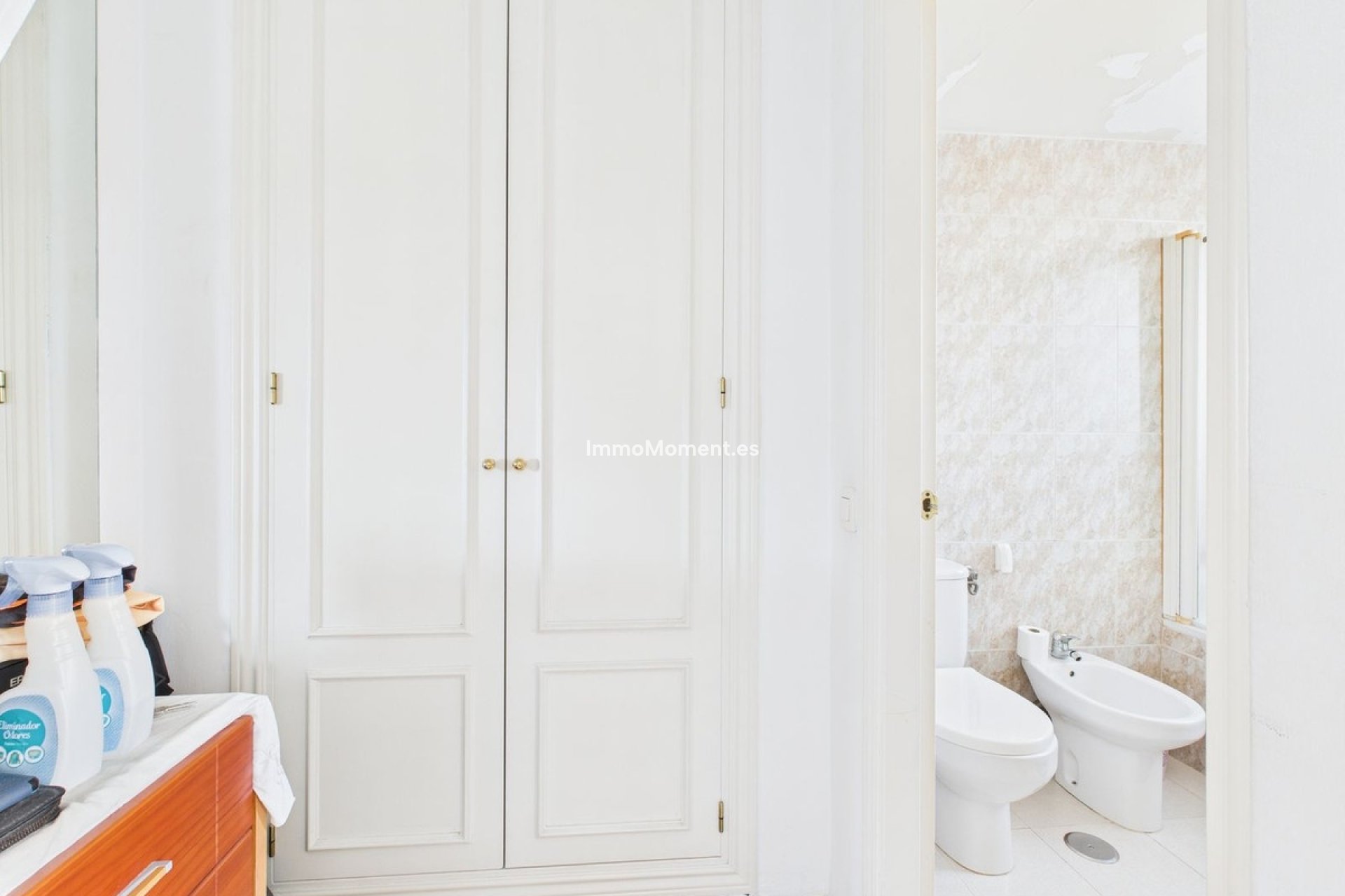 Bestaande woning - Geschakelde woning - Estepona  - Estepona Centro