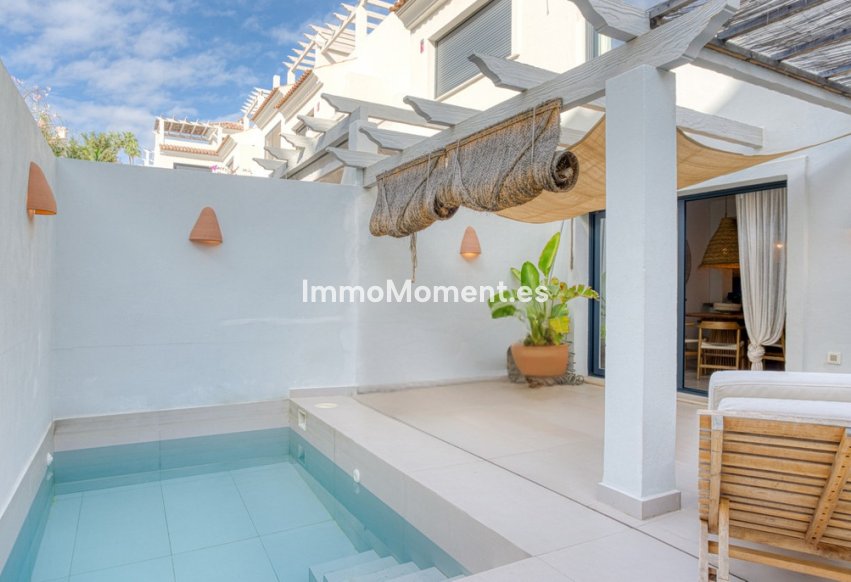 Bestaande woning - Geschakelde woning - Estepona  - Estepona Centro