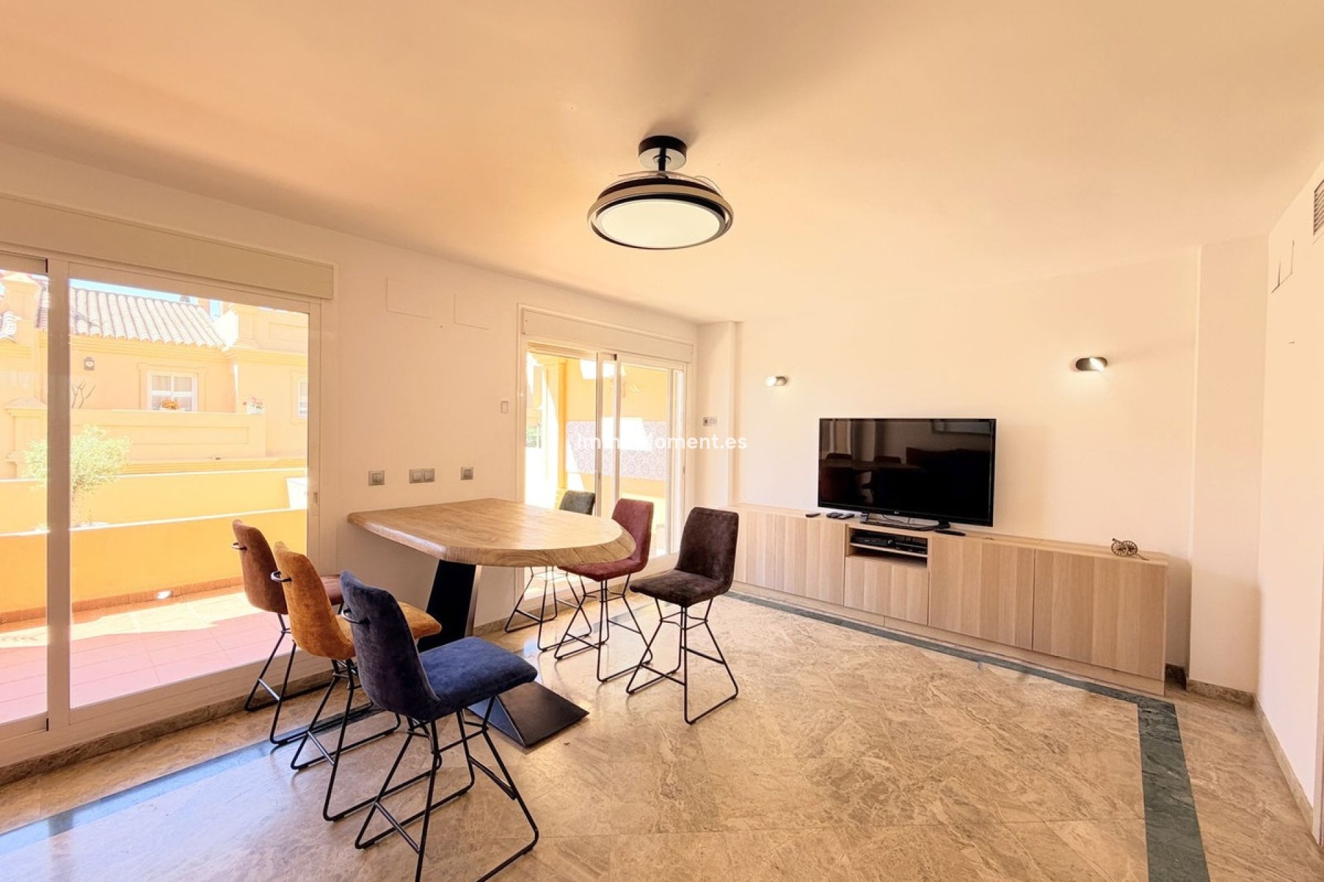 Bestaande woning - Geschakelde woning - Estepona  - Estepona Centro