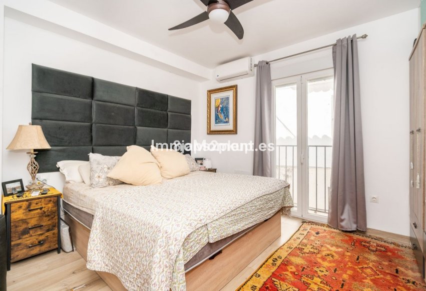 Bestaande woning - Geschakelde woning - Estepona  - Estepona Centro