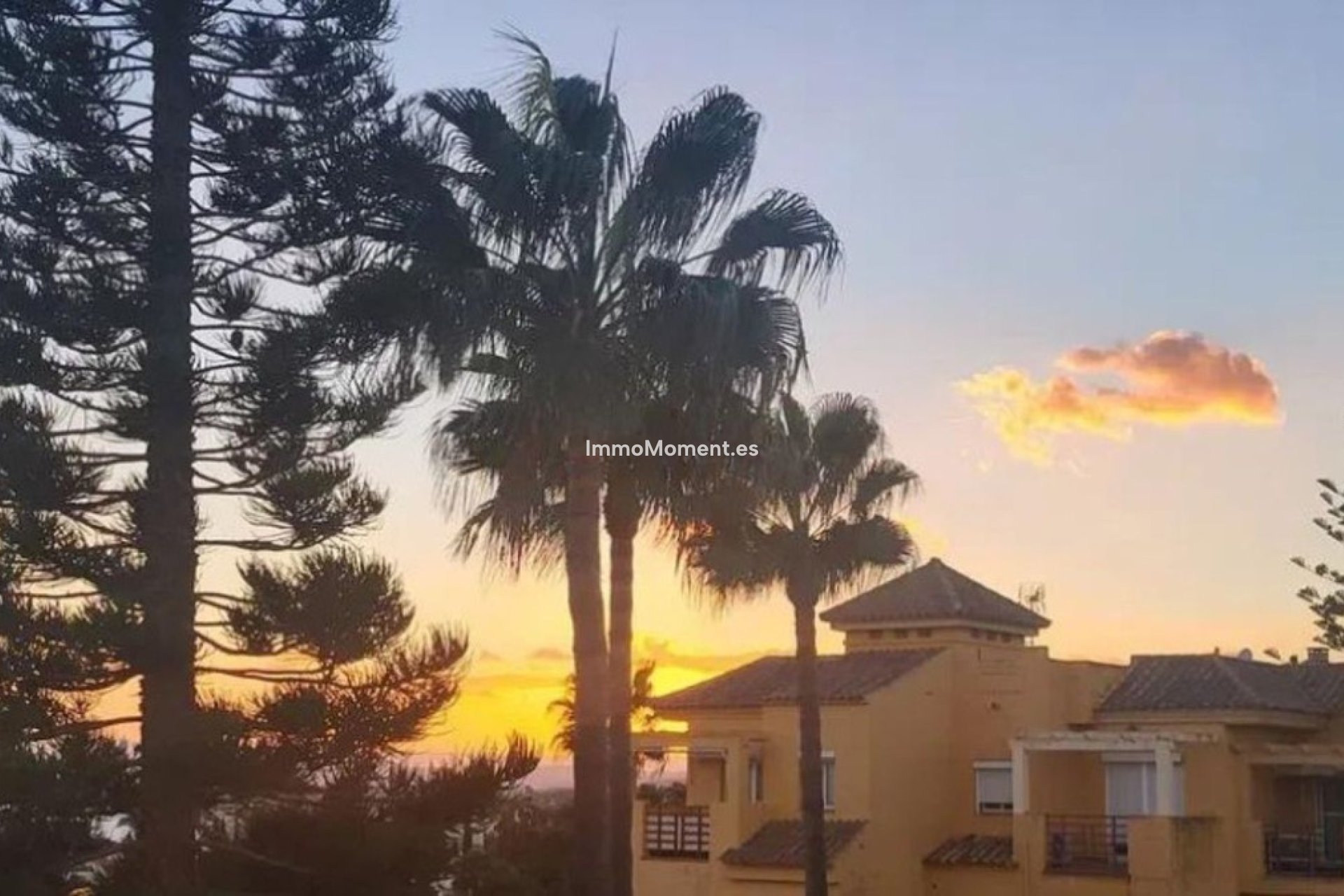 Bestaande woning - Geschakelde woning - Estepona  - Estepona Centro