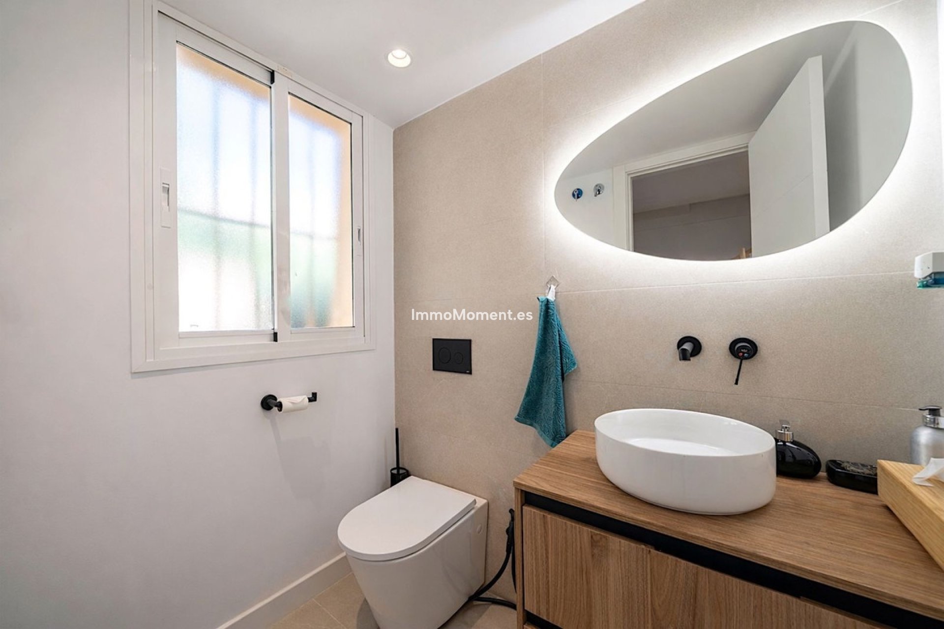 Bestaande woning - Geschakelde woning - Estepona  - Estepona Centro