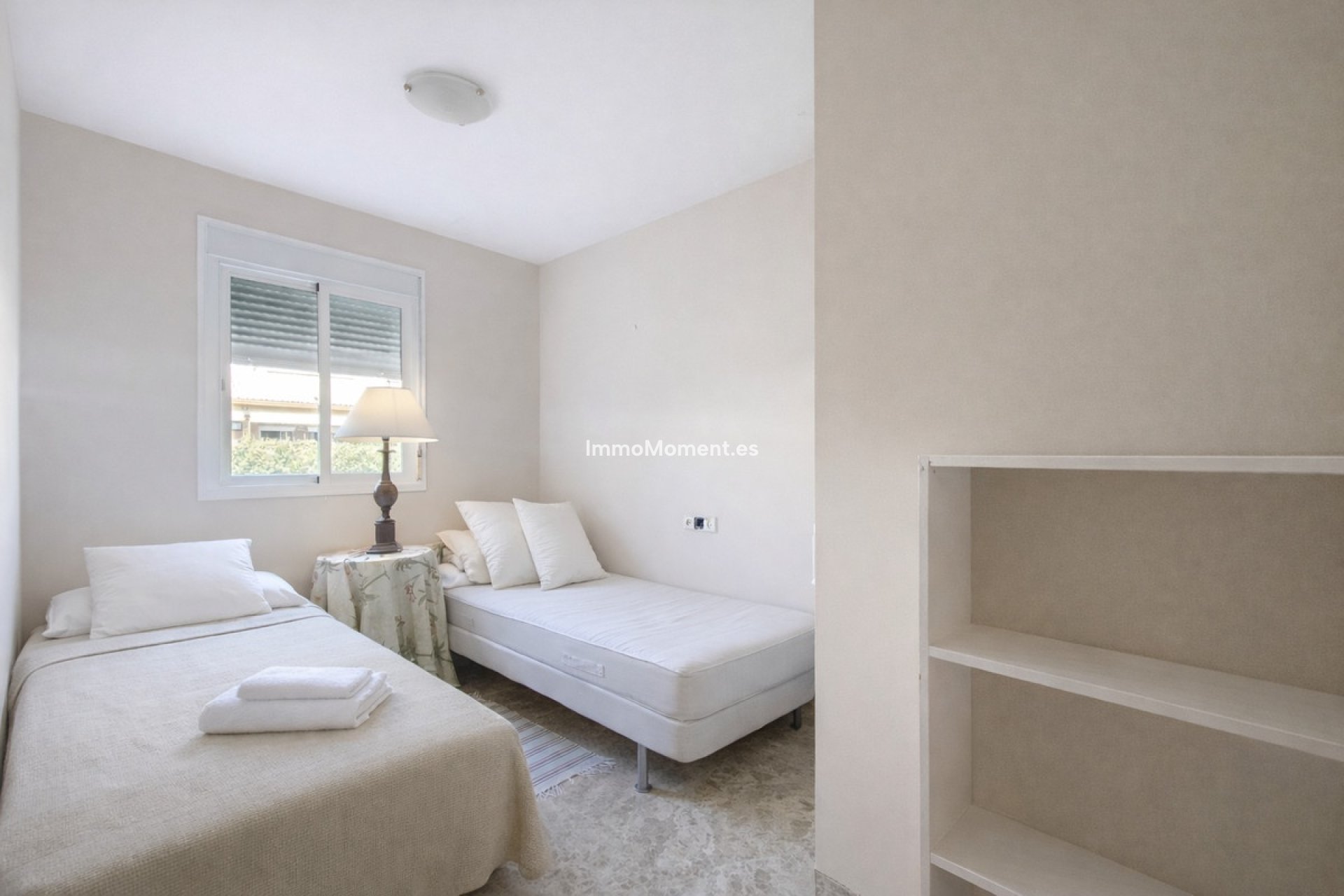 Bestaande woning - Geschakelde woning - Estepona  - Estepona Centro