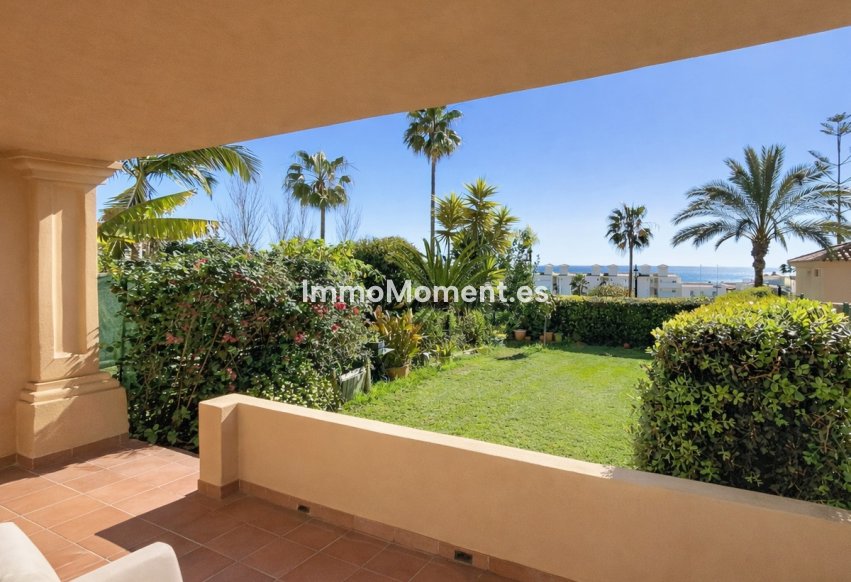 Bestaande woning - Geschakelde woning - Estepona  - Estepona Centro