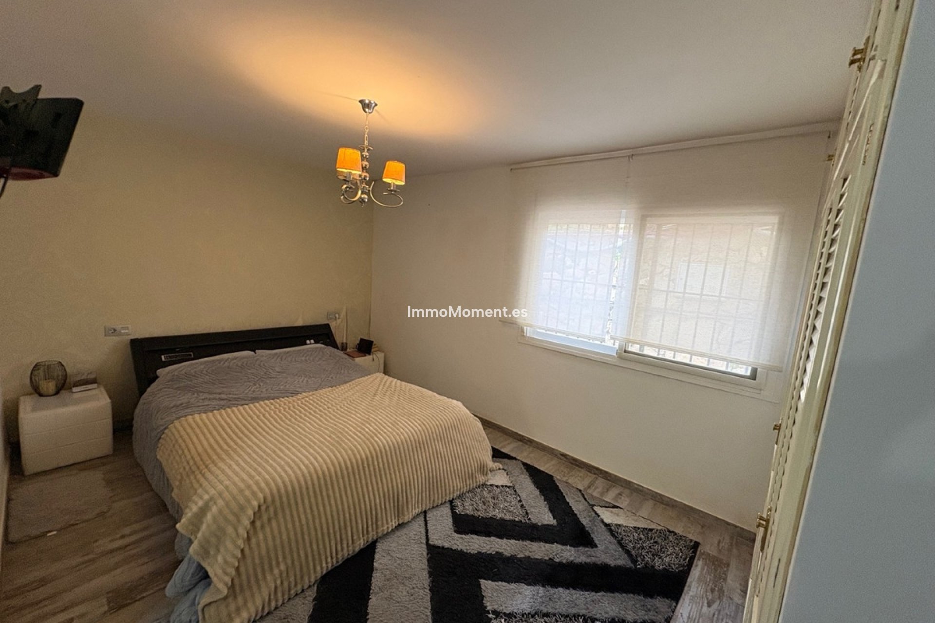 Bestaande woning - Geschakelde woning - Estepona  - Estepona Centro