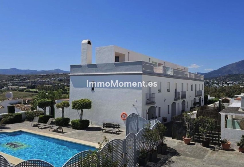 Bestaande woning - Geschakelde woning - Estepona  - New Golden Mile