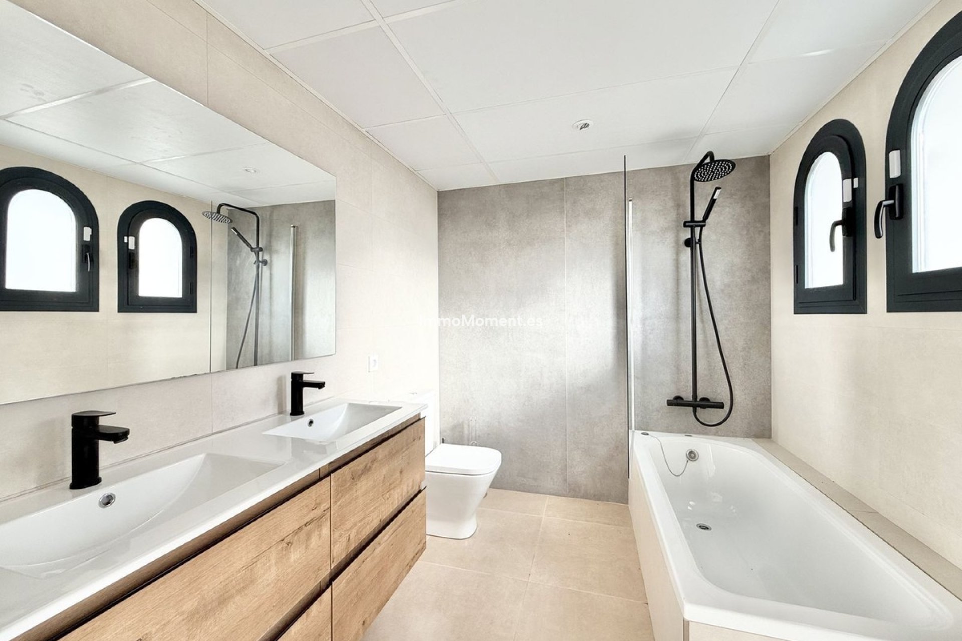 Bestaande woning - Geschakelde woning - Estepona  - New Golden Mile