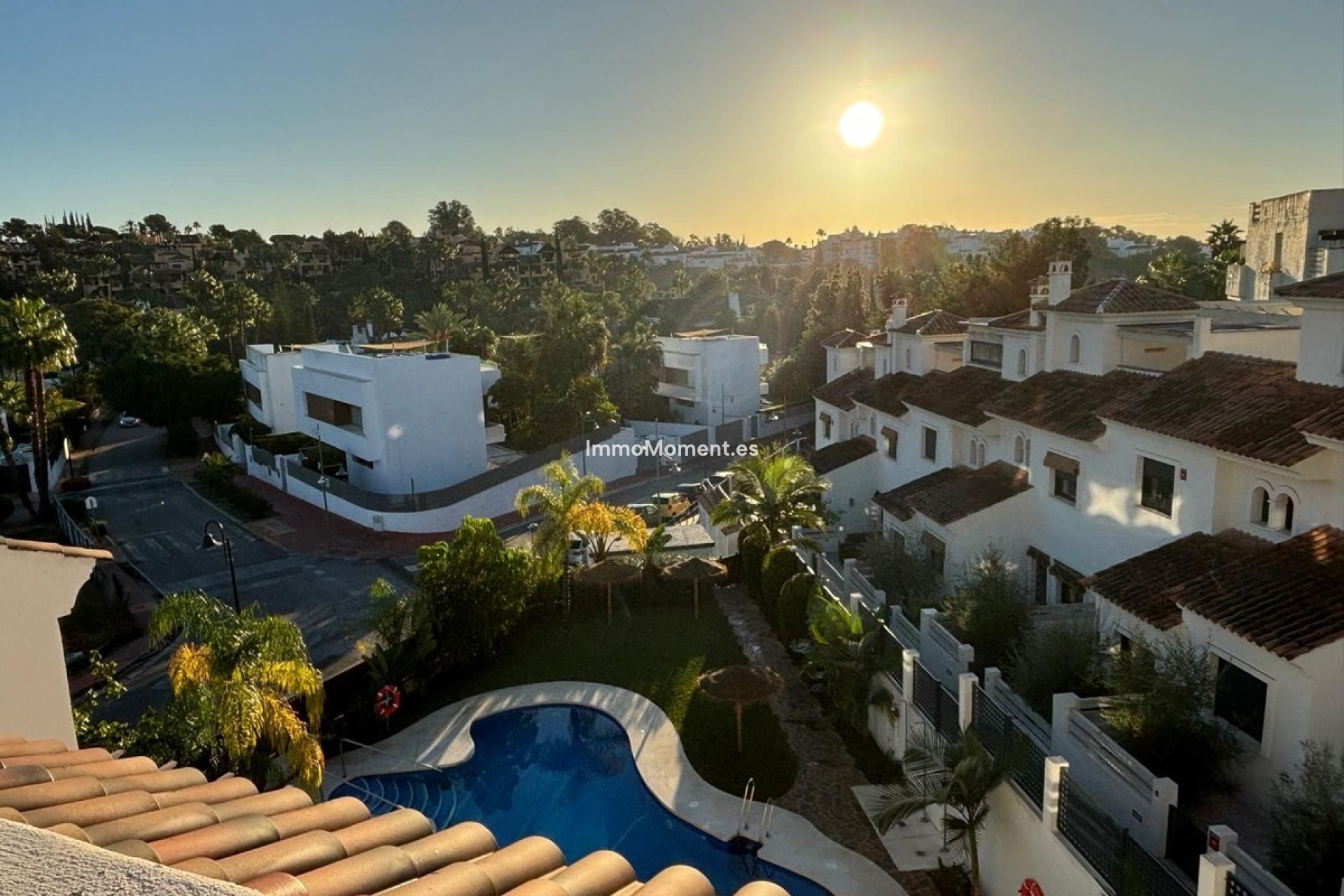 Bestaande woning - Geschakelde woning - Estepona  - New Golden Mile