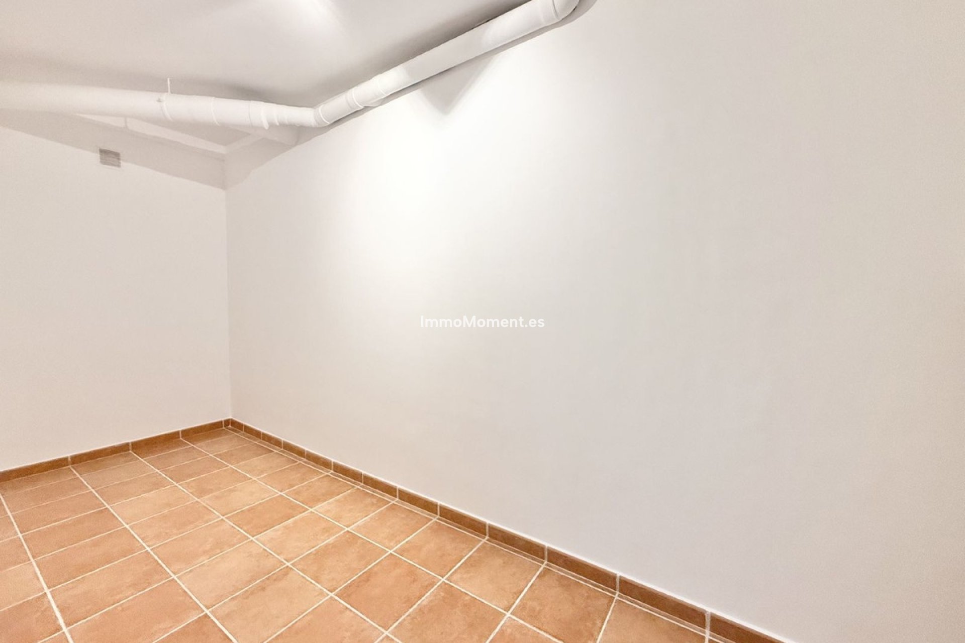 Bestaande woning - Geschakelde woning - Estepona  - New Golden Mile