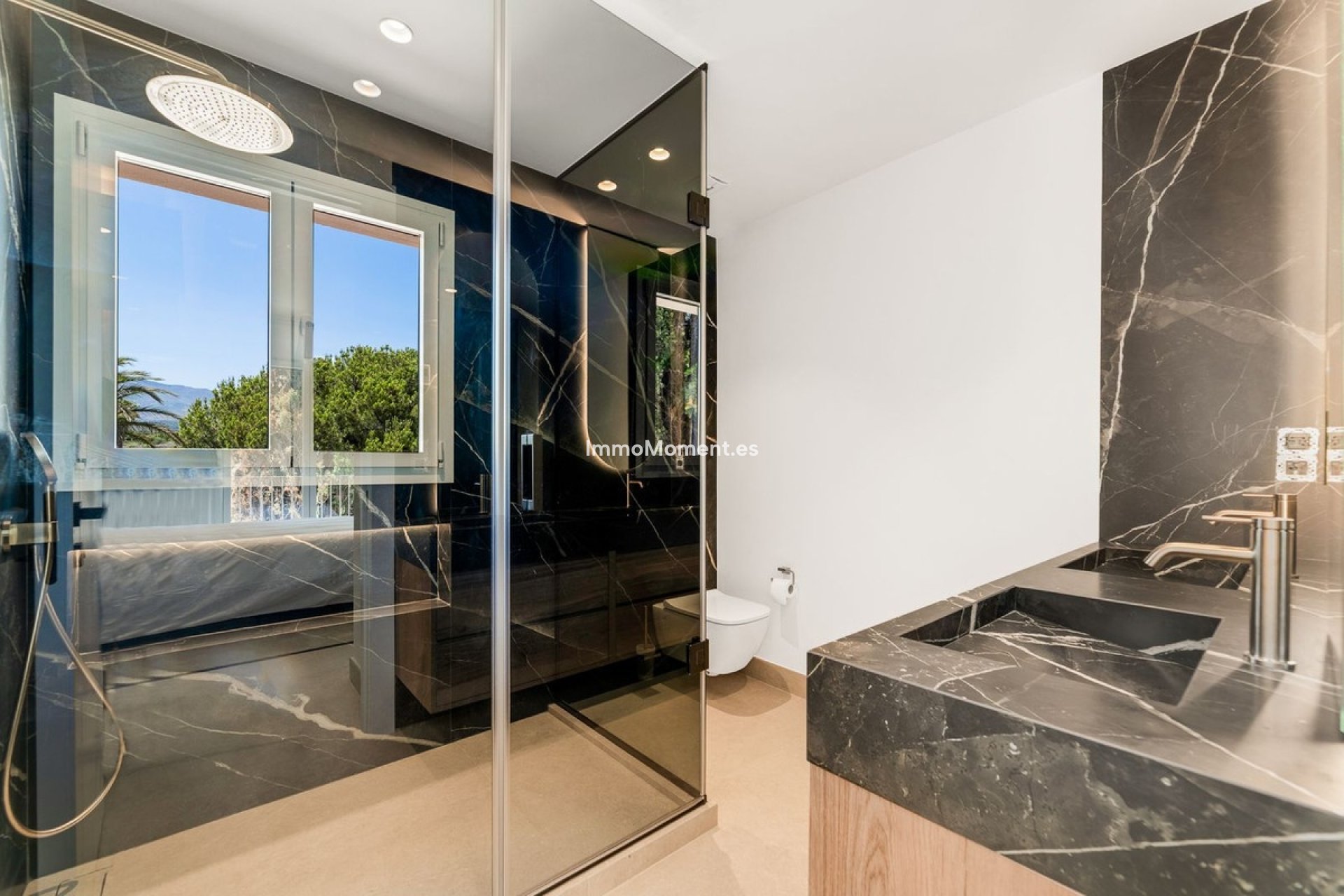 Bestaande woning - Geschakelde woning - Estepona  - New Golden Mile