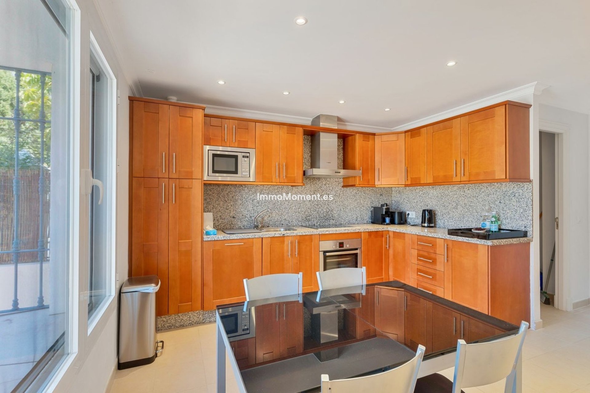 Bestaande woning - Geschakelde woning - Estepona  - New Golden Mile