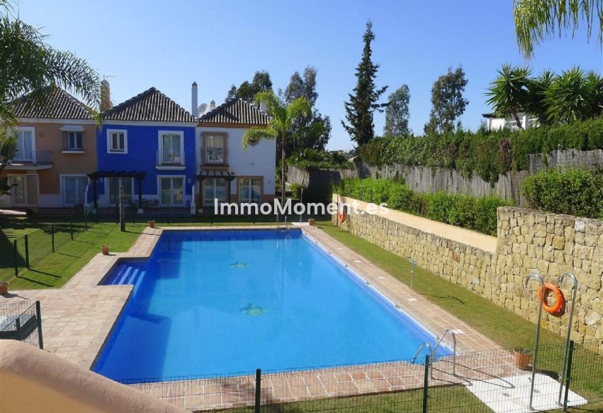 Bestaande woning - Geschakelde woning - Marbella - Aloha