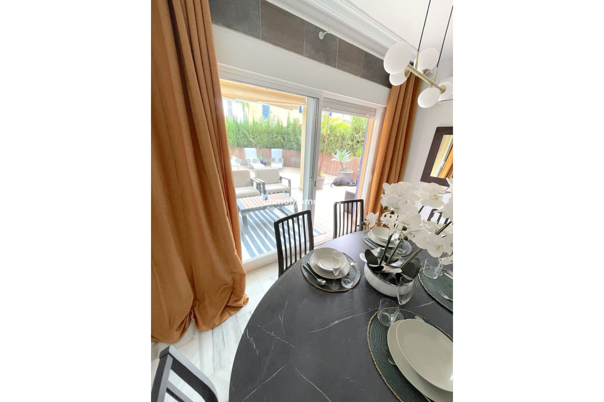 Bestaande woning - Geschakelde woning - Marbella - Cortijo Blanco