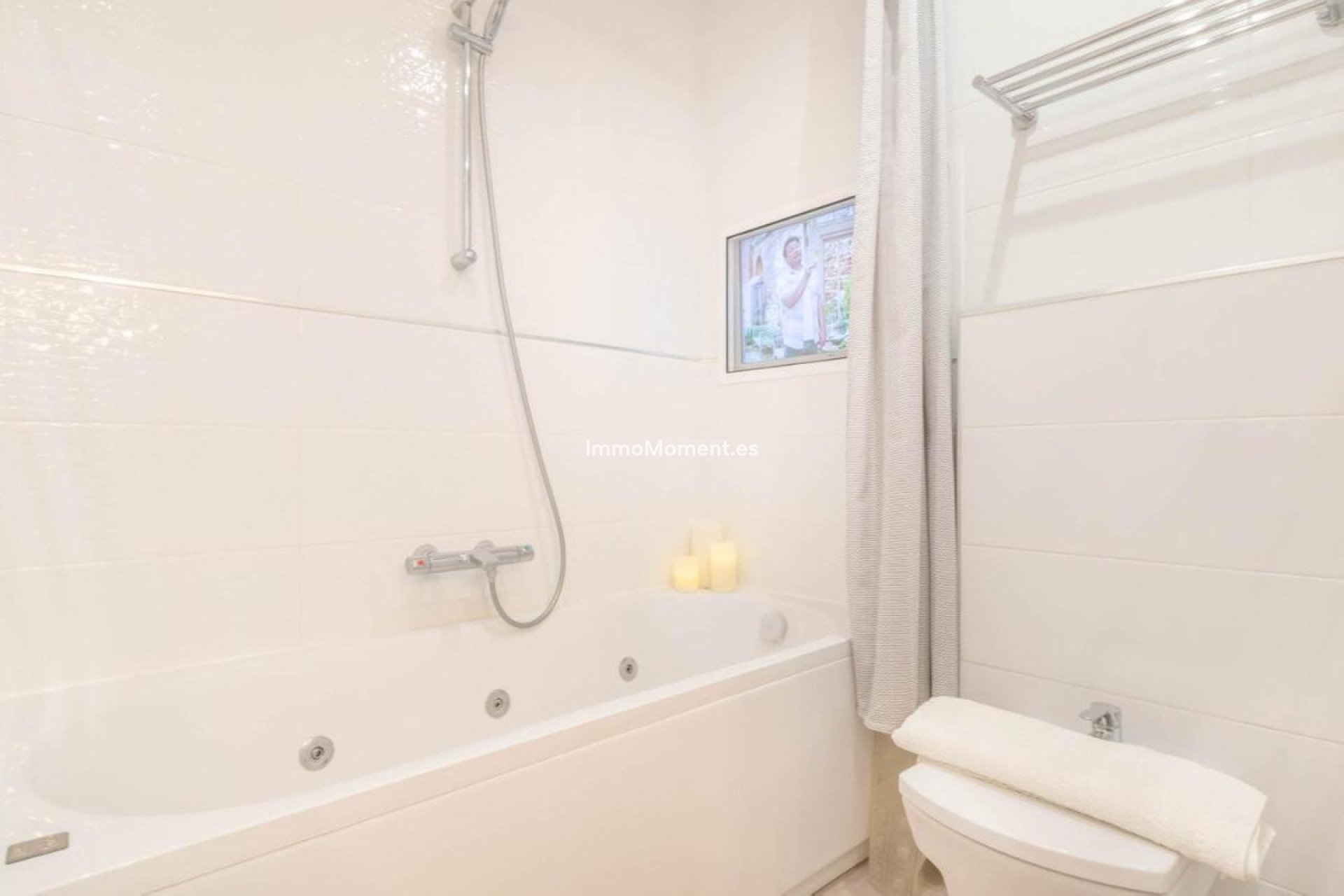 Bestaande woning - Geschakelde woning - Marbella - Marbella Centro