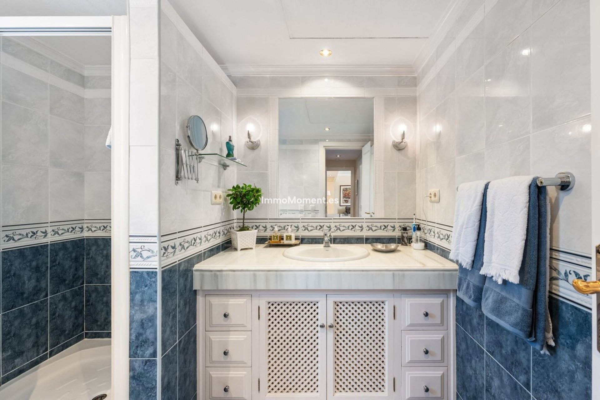 Bestaande woning - Geschakelde woning - Marbella - Nueva Andalucía