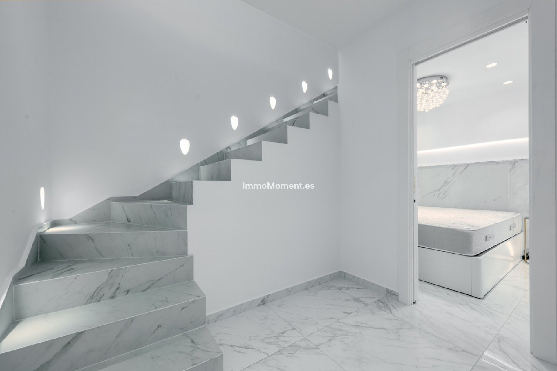 Bestaande woning - Geschakelde woning - Marbella - Nueva Andalucía