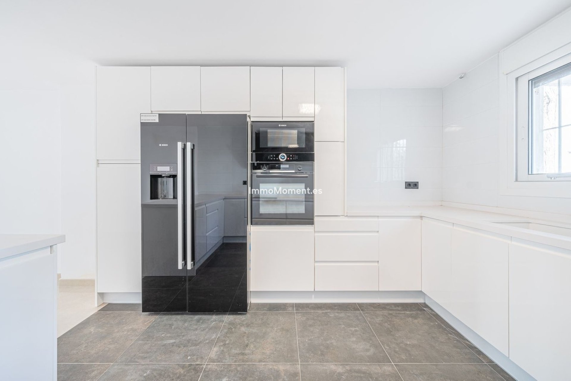 Bestaande woning - Geschakelde woning - Marbella - Nueva Andalucía