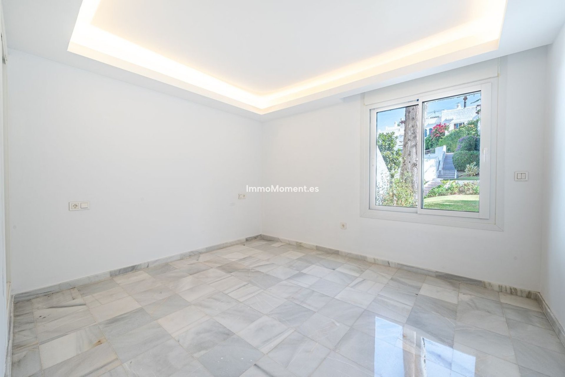 Bestaande woning - Geschakelde woning - Marbella - Nueva Andalucía