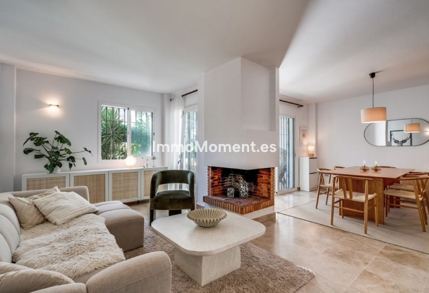 Bestaande woning - Geschakelde woning - Marbella - Nueva Andalucía