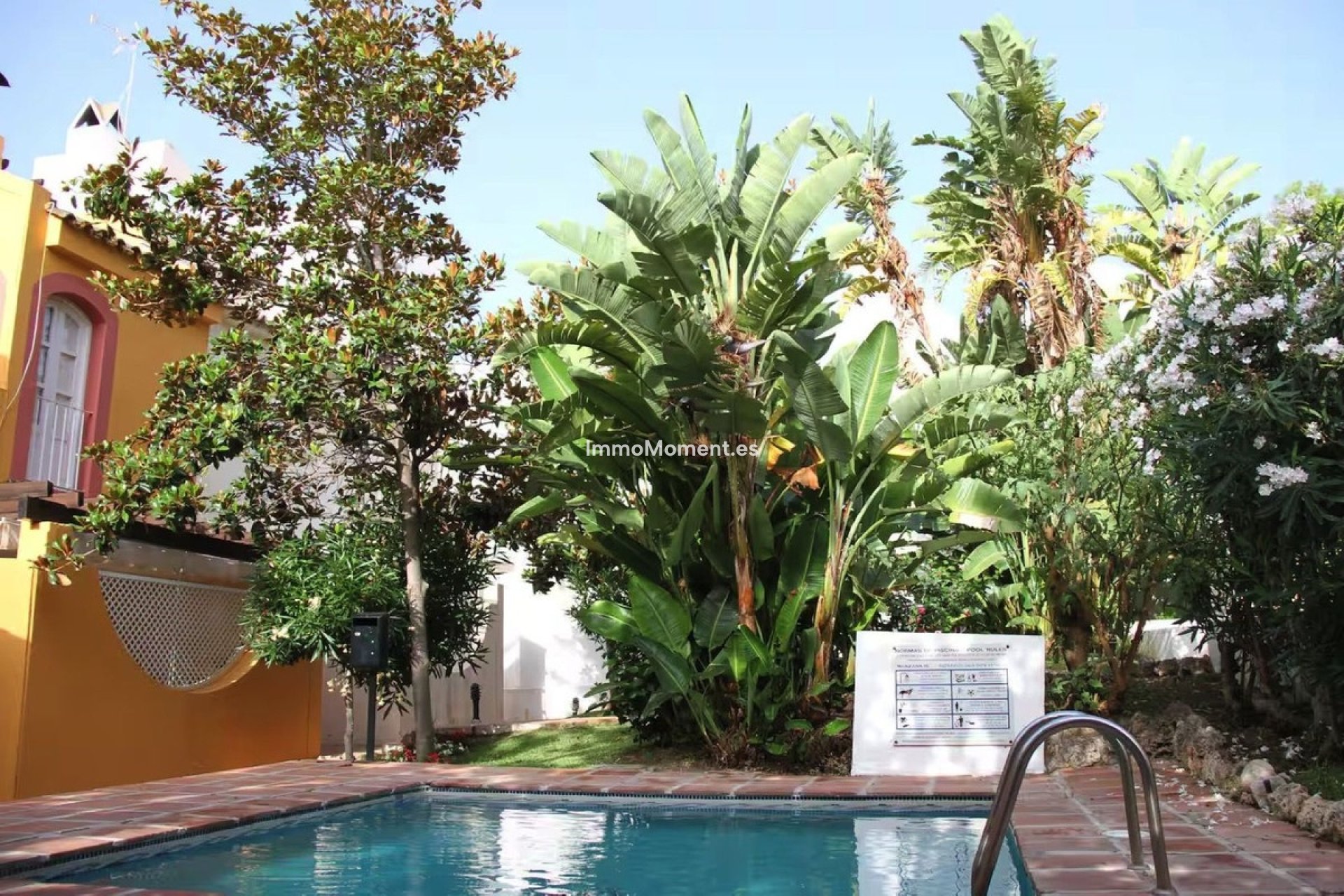 Bestaande woning - Geschakelde woning - Marbella - Nueva Andalucía