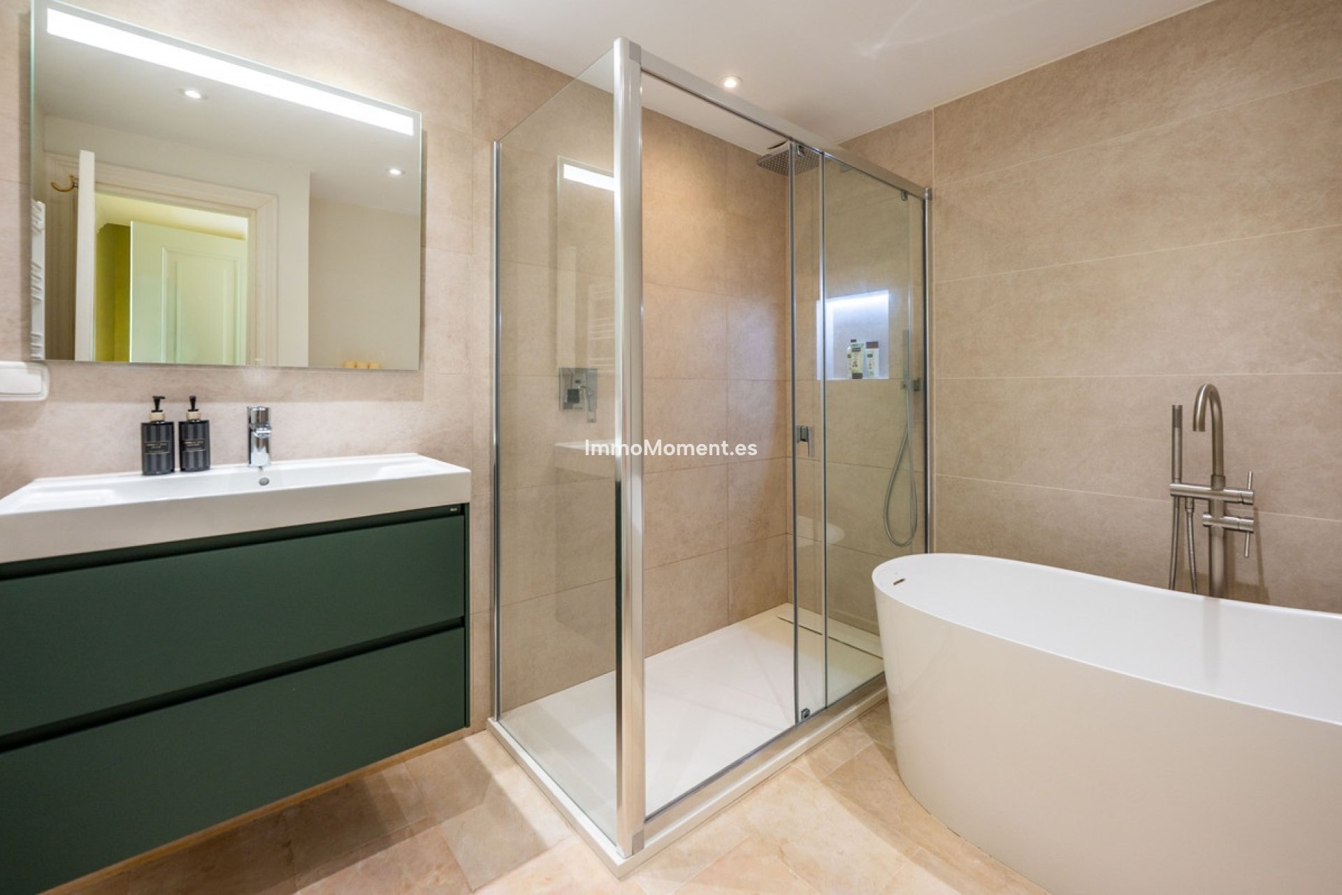 Bestaande woning - Geschakelde woning - Marbella - Nueva Andalucía