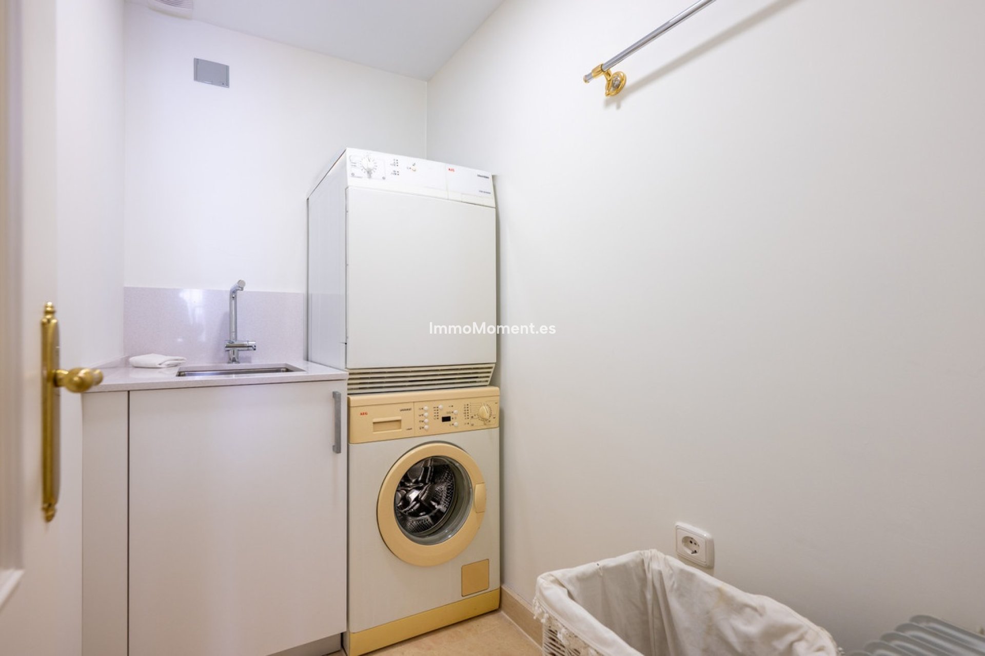 Bestaande woning - Geschakelde woning - Marbella - Nueva Andalucía