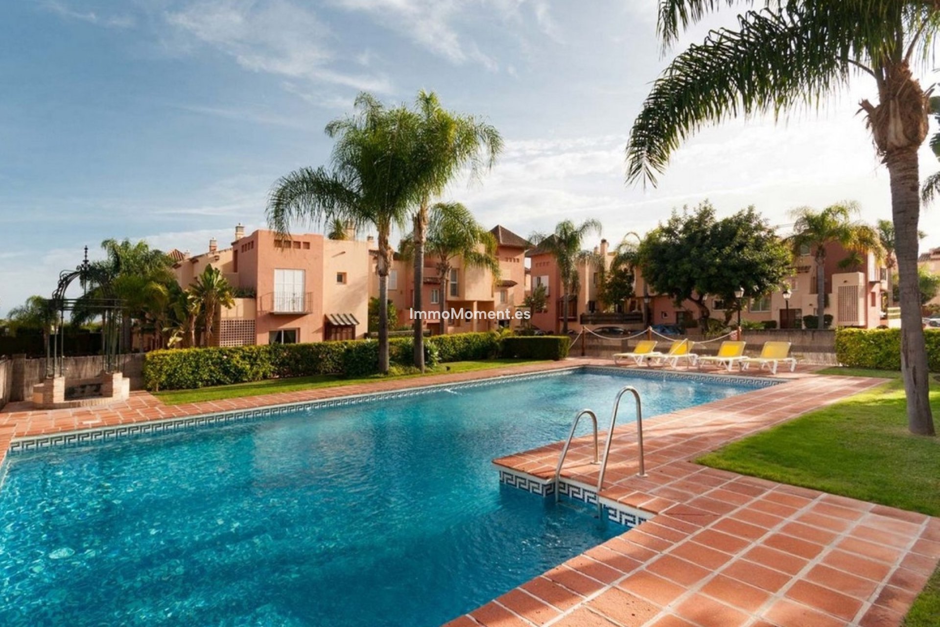 Bestaande woning - Geschakelde woning - Marbella - Nueva Andalucía