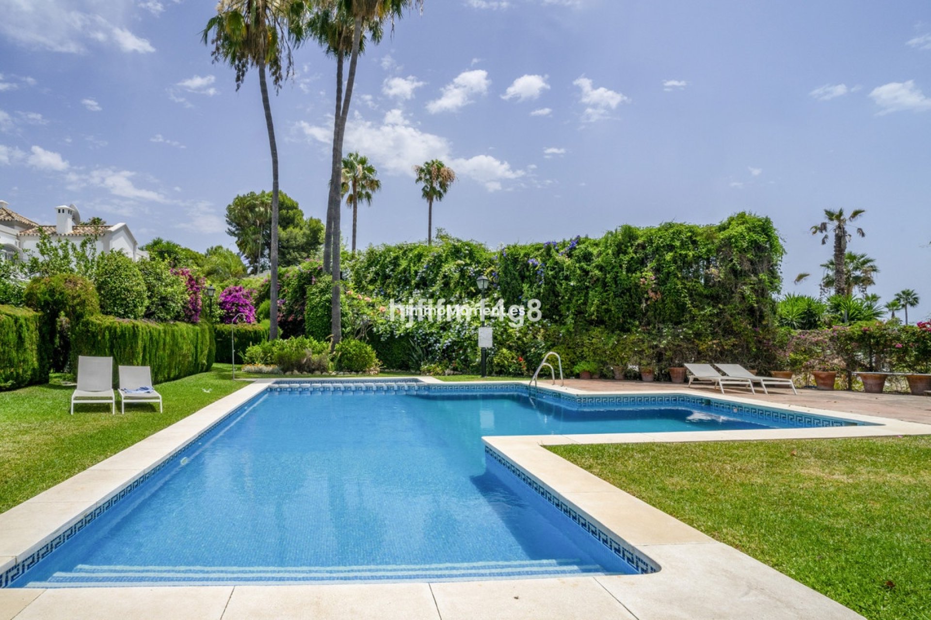 Bestaande woning - Geschakelde woning - Marbella - Nueva Andalucía