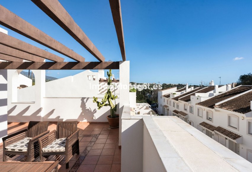 Bestaande woning - Geschakelde woning - Marbella - Nueva Andalucía