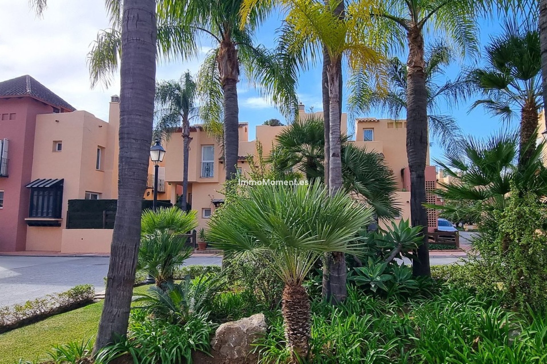 Bestaande woning - Geschakelde woning - Marbella - Nueva Andalucía