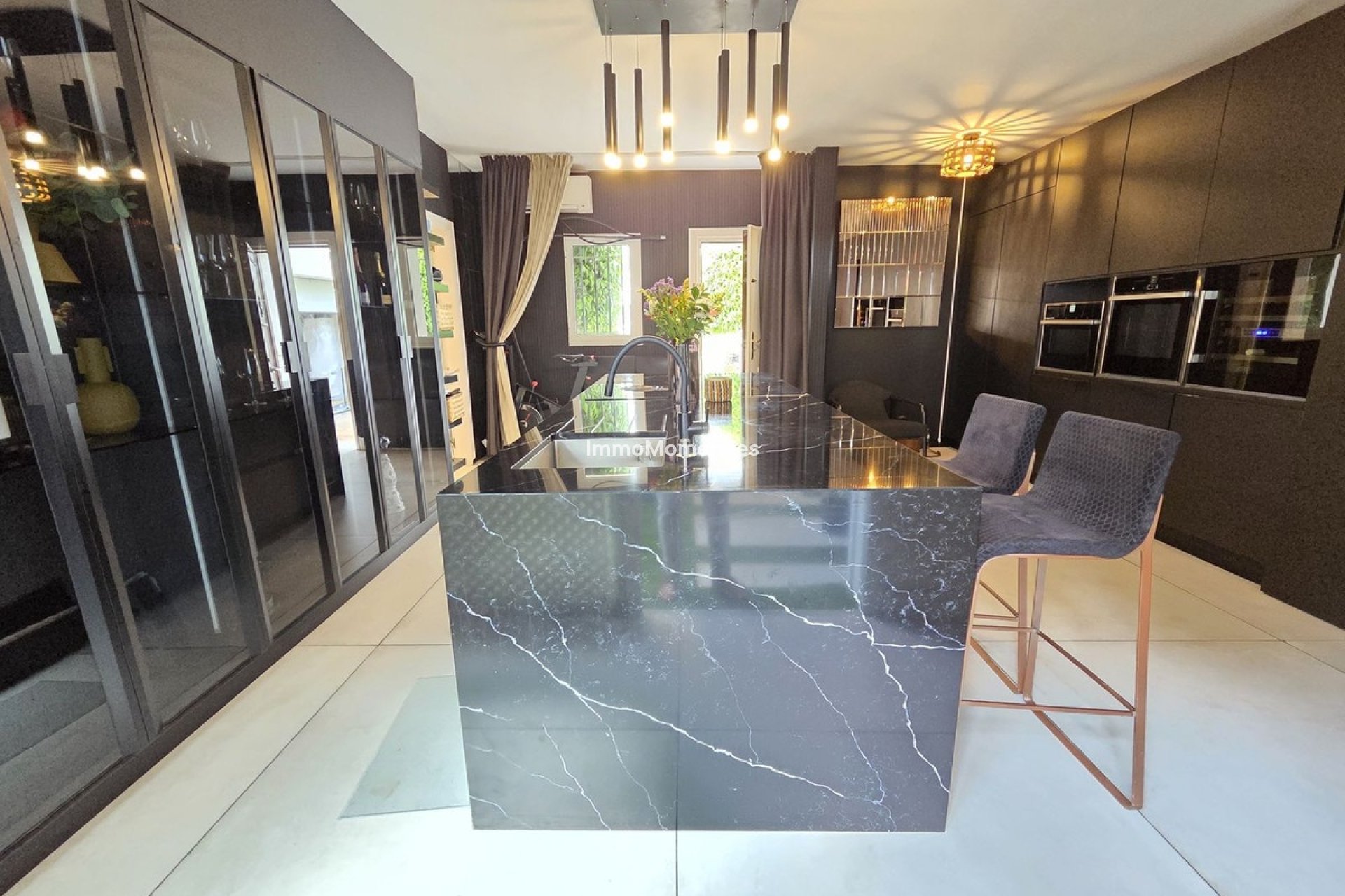 Bestaande woning - Geschakelde woning - Marbella - Nueva Andalucía