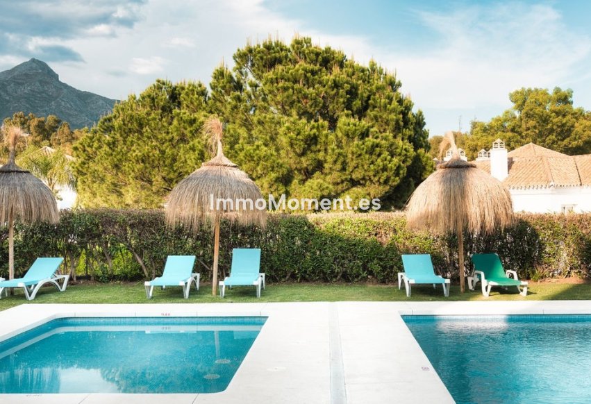 Bestaande woning - Geschakelde woning - Marbella - Nueva Andalucía