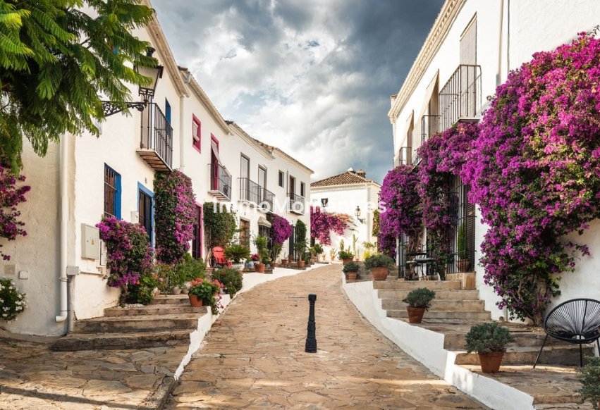 Bestaande woning - Geschakelde woning - Marbella - Nueva Andalucía