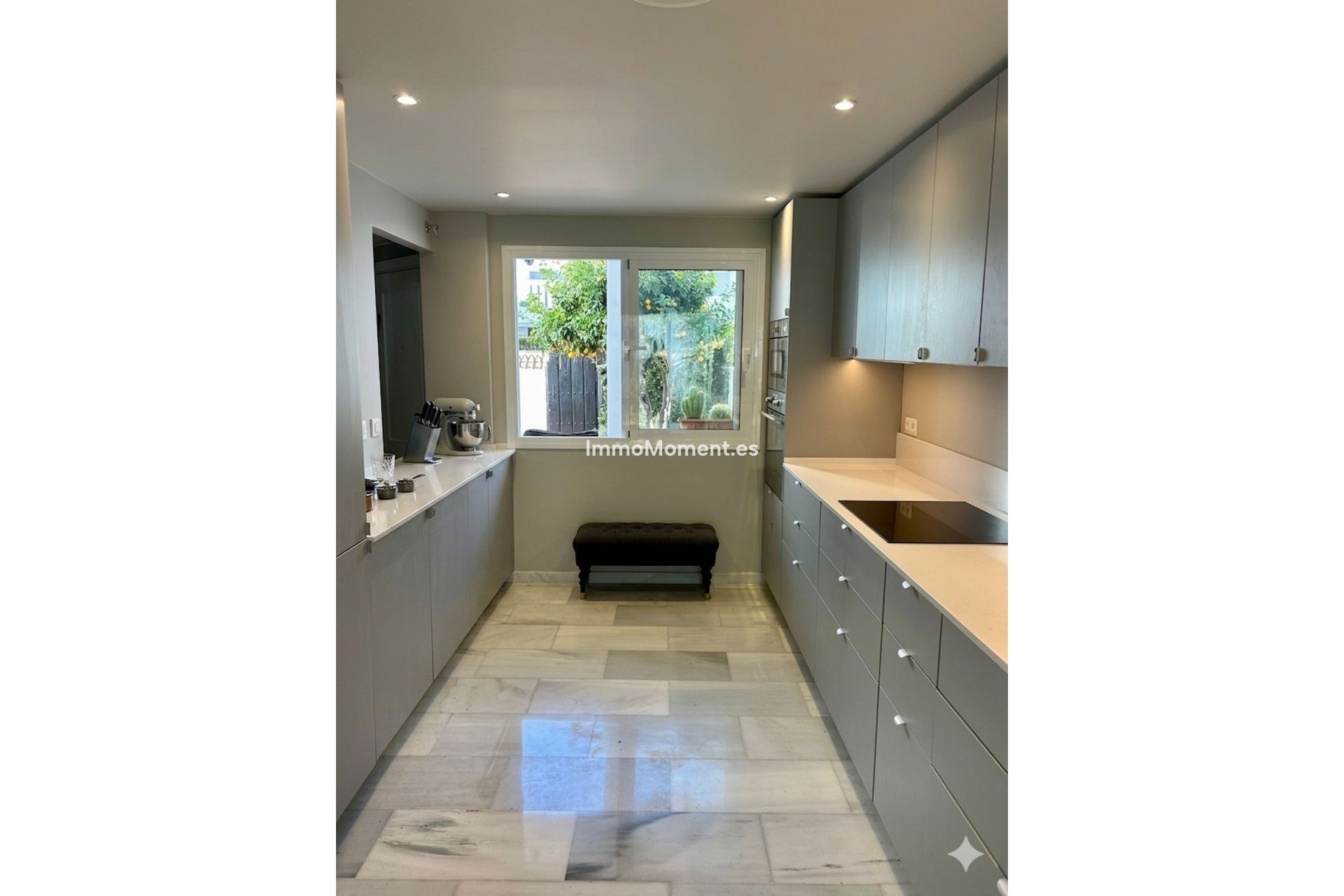 Bestaande woning - Geschakelde woning - Marbella - Nueva Andalucía