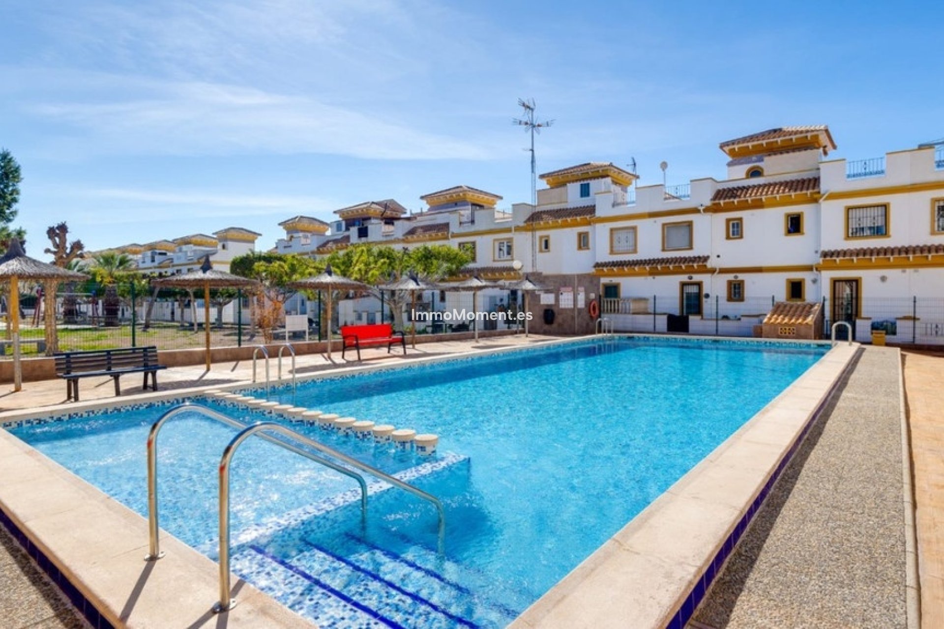 Bestaande woning - Geschakelde woning - Torrevieja - Torrevieja Centro