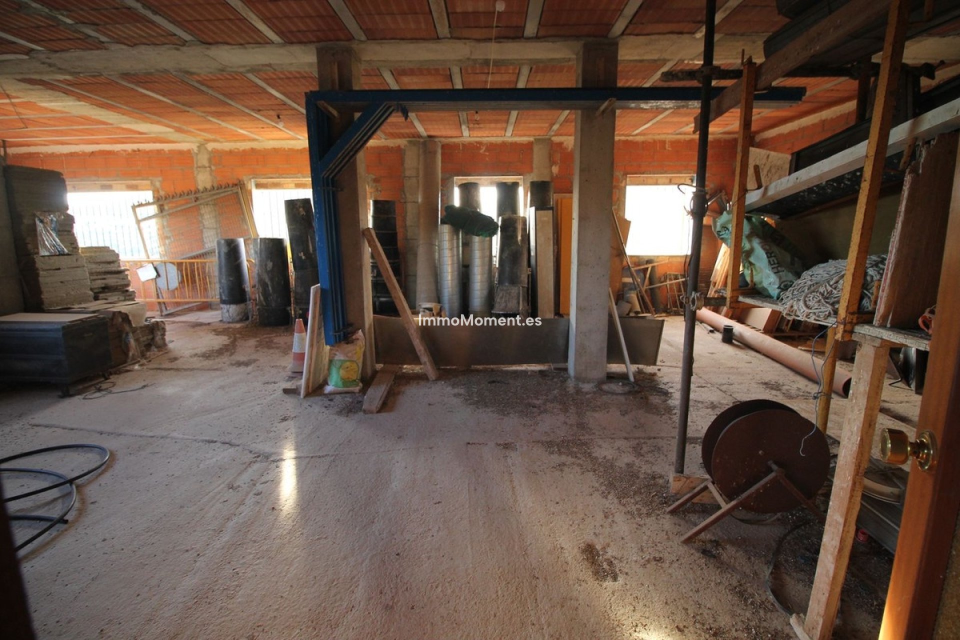 Bestaande woning - Grond - Binnenland  - Alora