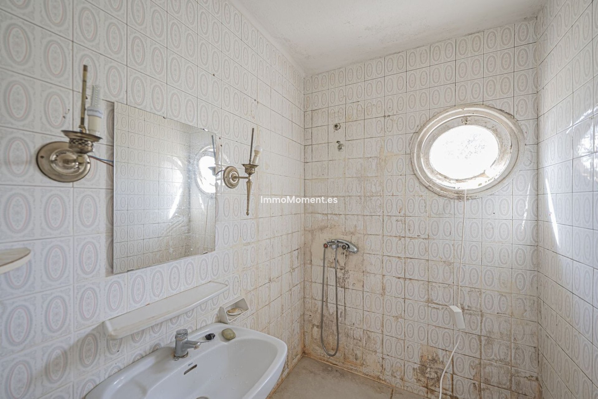 Bestaande woning - Grond - Estepona  - Costalita