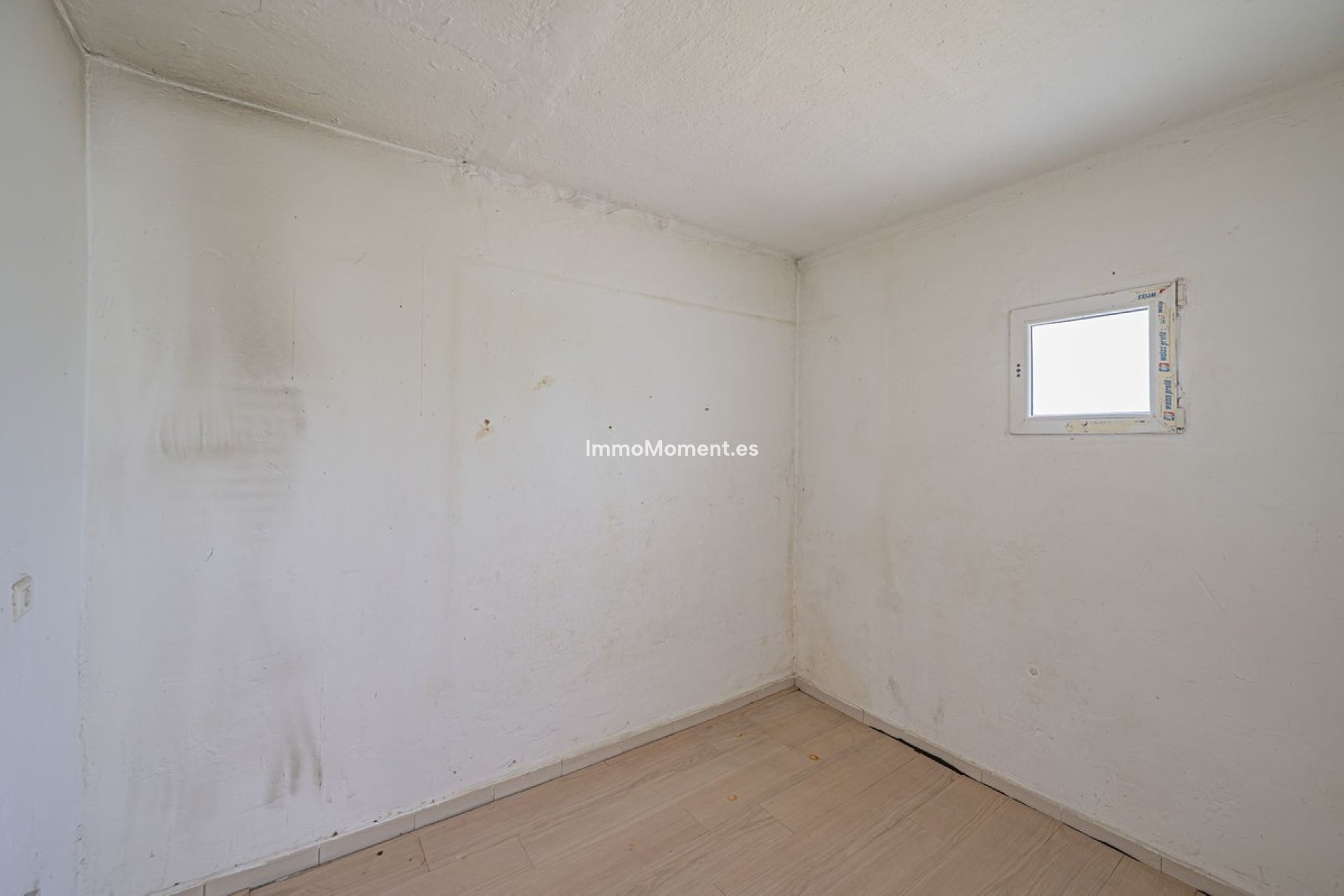 Bestaande woning - Grond - Estepona  - Costalita