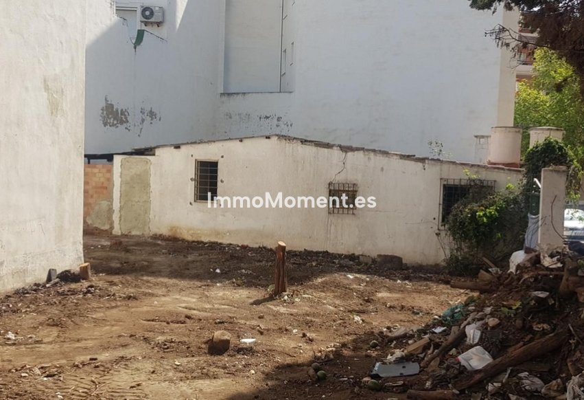 Bestaande woning - Grond - Estepona  - Estepona Centro