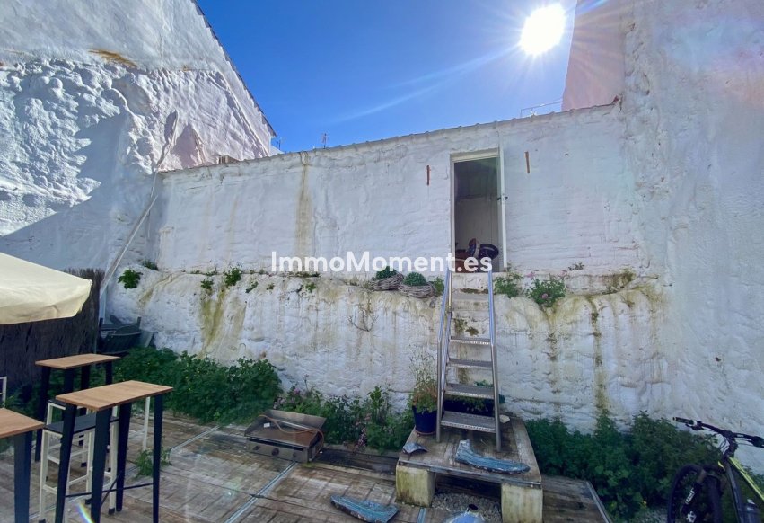 Bestaande woning - Grond - Estepona  - Estepona Centro