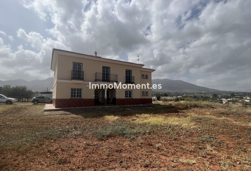 Bestaande woning - Landhuis - Binnenland  - Alhaurín de la Torre