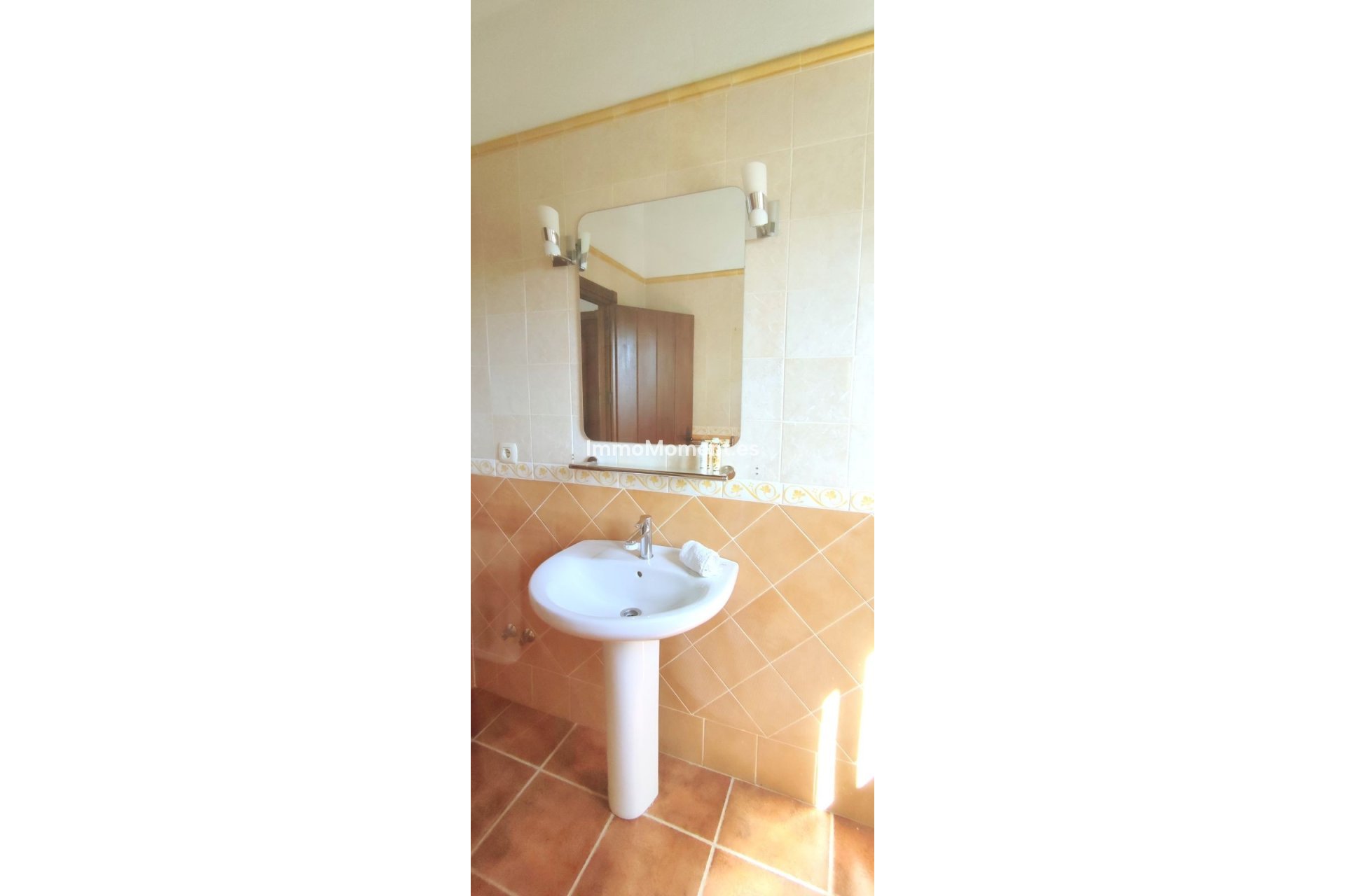Bestaande woning - Landhuis - Binnenland  - Alhaurín el Grande Centro