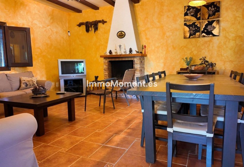 Bestaande woning - Landhuis - Binnenland  - Alora
