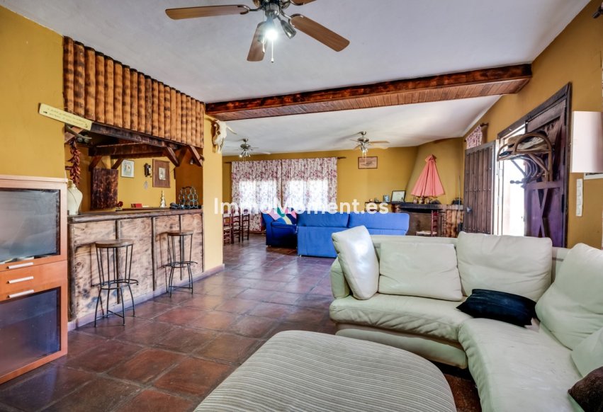 Bestaande woning - Landhuis - Binnenland  - Monda