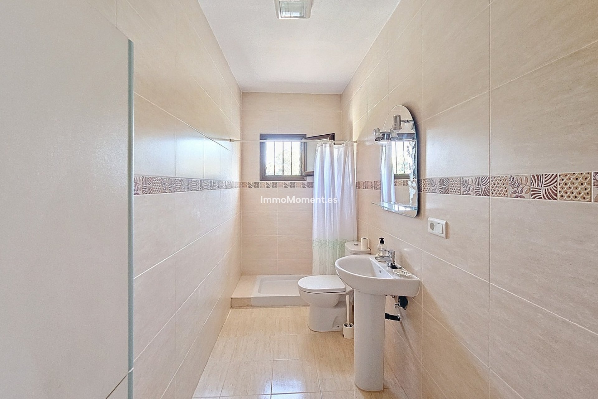 Bestaande woning - Landhuis - Estepona  - El Padron